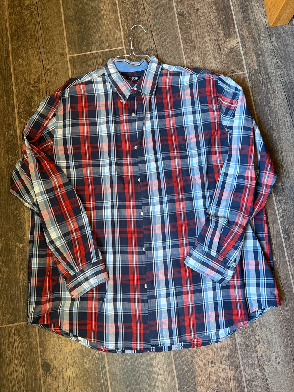 Chaps Men's Red, Navy & White Plaid Button-Down Shirt